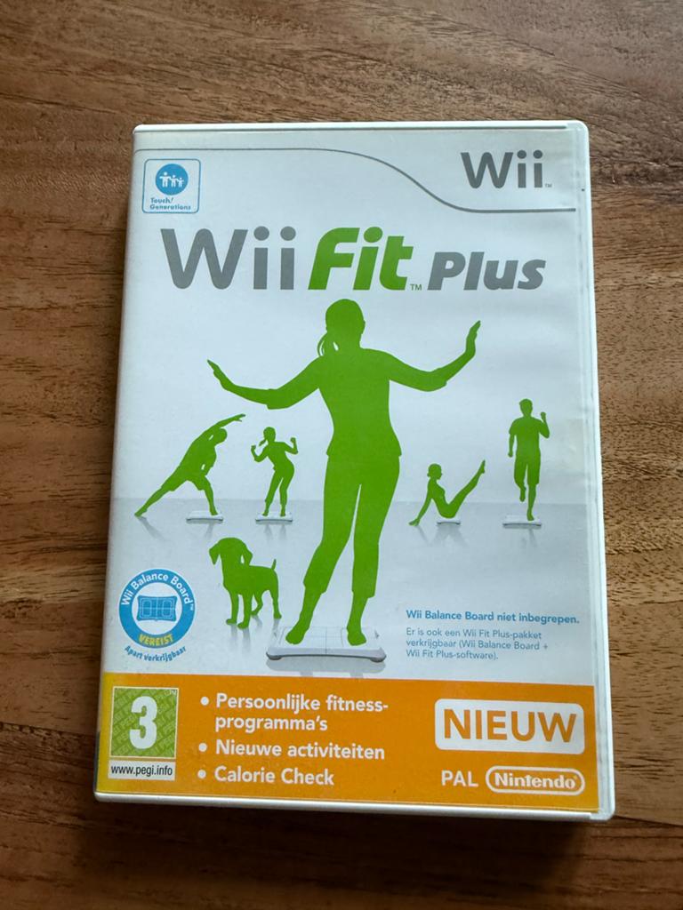 Wii Fit Plus - Verbeter je fitness met plezier!, Spelcomputers en Games, 1 speler, Ophalen of Verzenden, Zo goed als nieuw, Vanaf 3 jaar