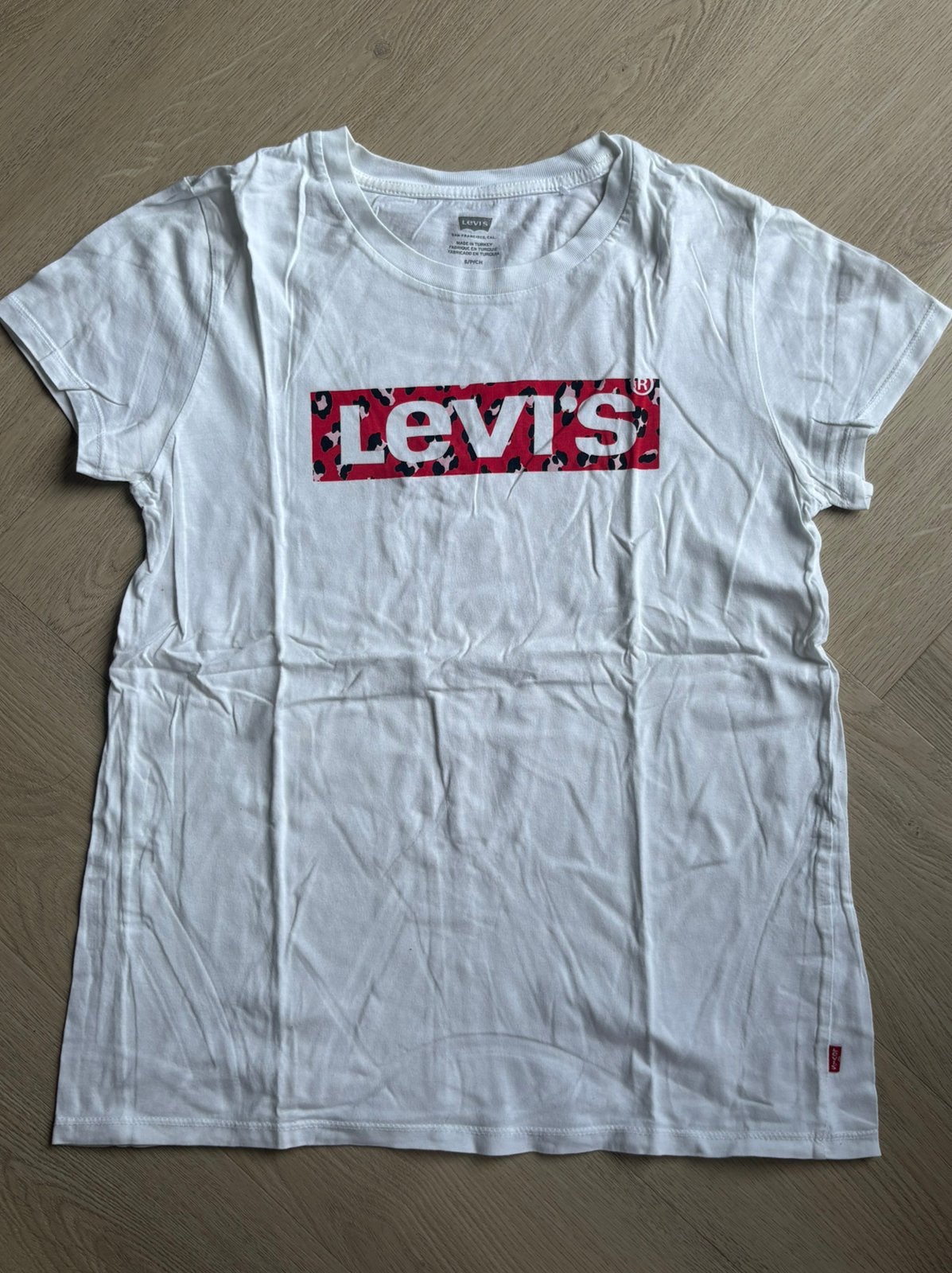 4x t-shirt mt.S Levi’s, Adidas, Calvin Klein (als nieuw!), Ophalen of Verzenden, Zo goed als nieuw, Korte mouw