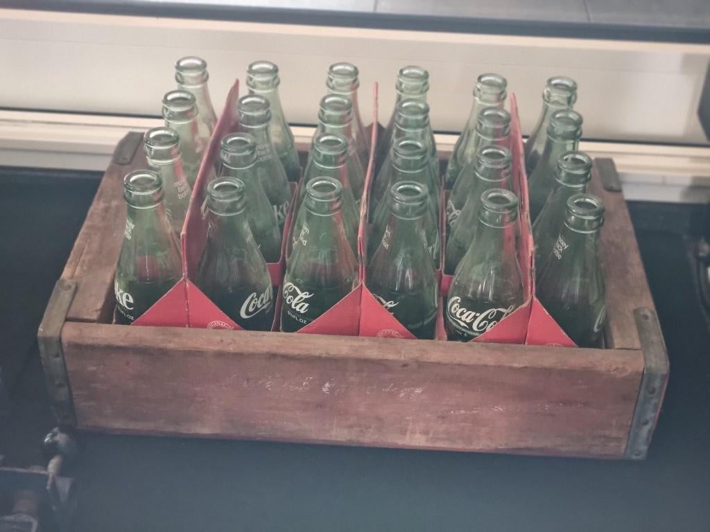 coca cola verzamelkrat compleet 24 stuks, Verzamelen, Ophalen, Zo goed als nieuw, Overige typen