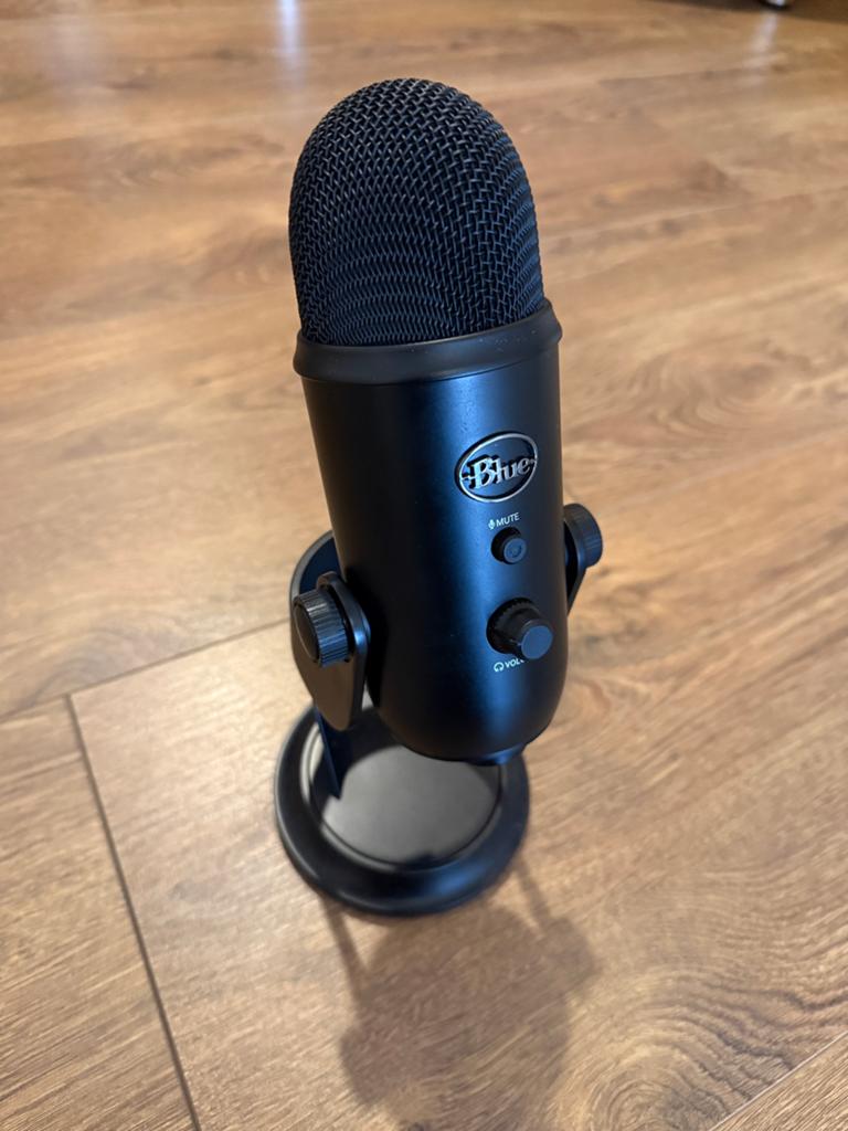 Blue Yeti USB Microfoon - Zwart, Ophalen of Verzenden, Zo goed als nieuw, Studiomicrofoon