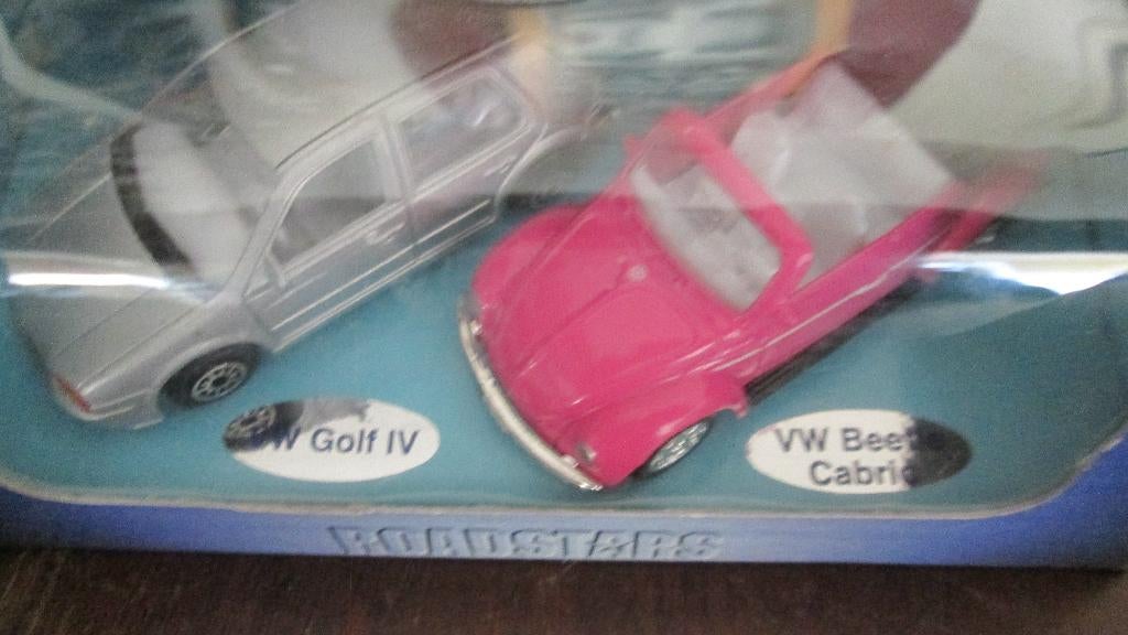 VW Golf IV & Kever Setje 1:64?, Ophalen of Verzenden, Nieuw, Auto