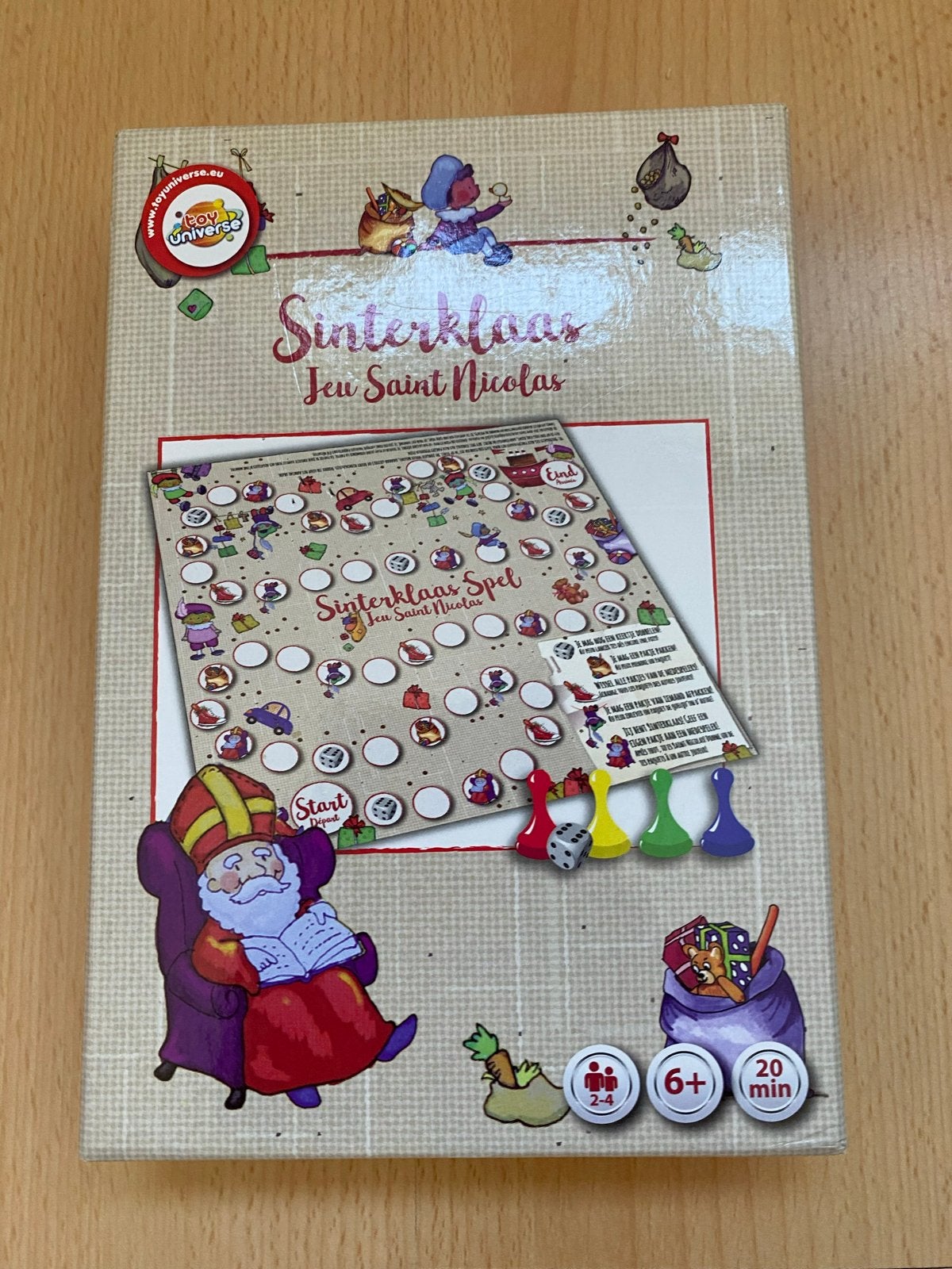 Sinterklaas Pakjesspel - Leuk voor Pakjesavond!, Drie of vier spelers, Ophalen of Verzenden, Zo goed als nieuw