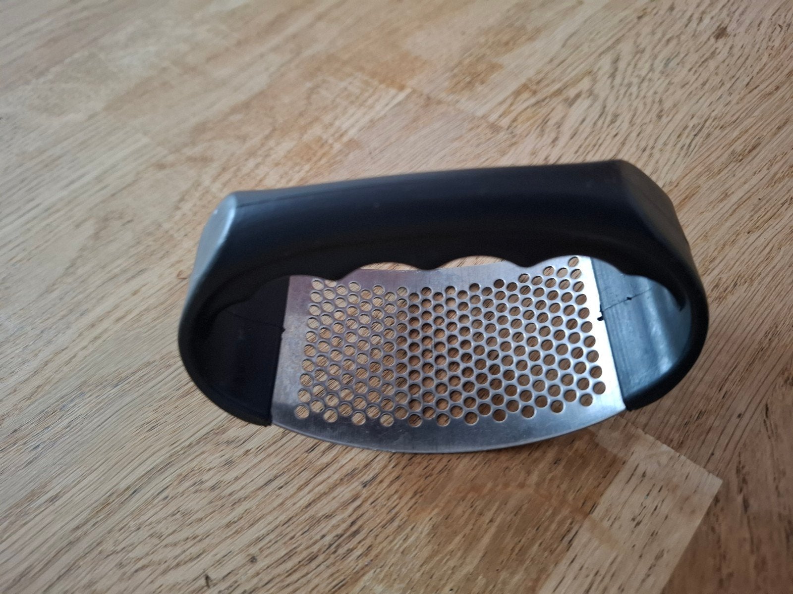 RVS Knoflookwieg / Knoflookpers met soft grip, Ophalen of Verzenden, Zwart, Metaal, Overige merken