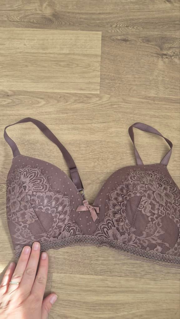 Hunkemöller Kanten BH - Zo goed als nieuw, Maat 38/40 (M), Paars, Ophalen of Verzenden, Zo goed als nieuw
