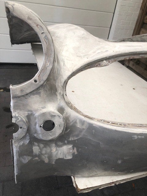 FRONT SHROUD AUSTIN HEALEY, Ophalen, Gebruikt, Voor, Oldtimer onderdelen