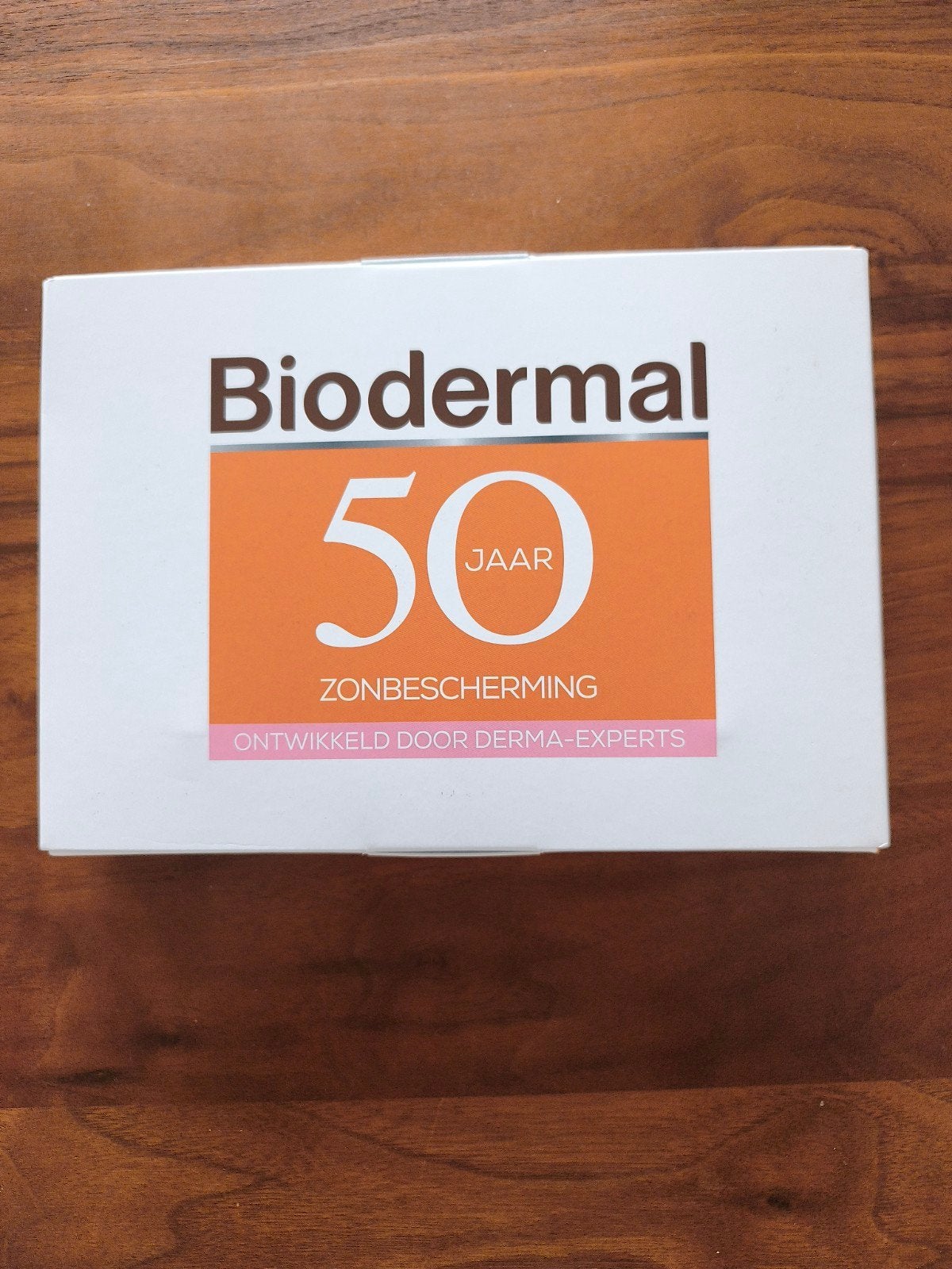 Biodermal 50 Jaar Zonbescherming - Nieuw in ongeopende doos, Sieraden, Tassen en Uiterlijk, Uiterlijk | Lichaamsverzorging, Ophalen of Verzenden
