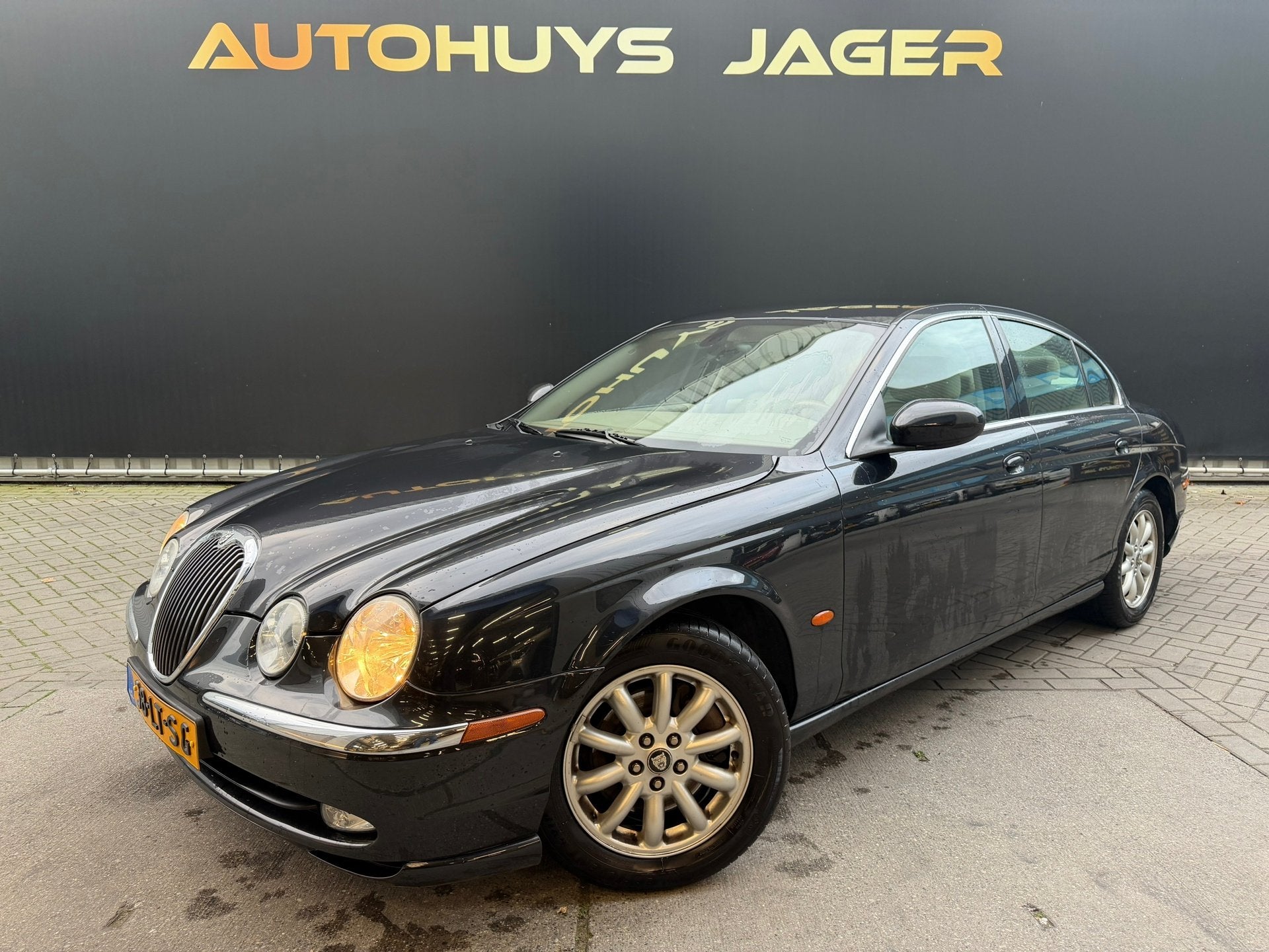Jaguar S-type 2.5 V6 Executive Rijk uitgerust ! NIEUWE APK !, Auto's, Achterwielaandrijving, Gebruikt, 2497 cc, 1850 kg