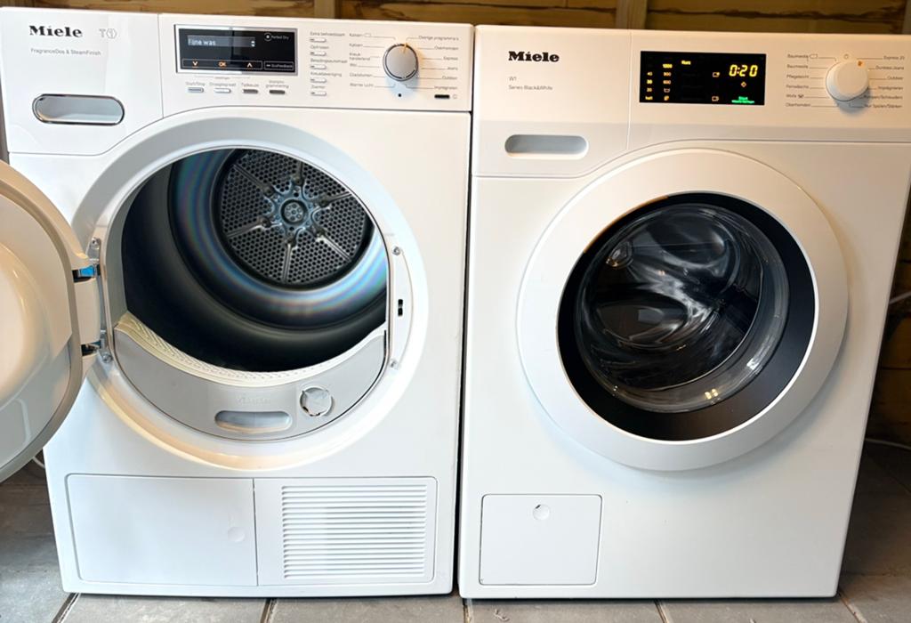 Miele w1 wasmachine & T1 warmtepompdroger, 8 tot 10 kg, Ophalen of Verzenden, Zo goed als nieuw, 85 tot 90 cm