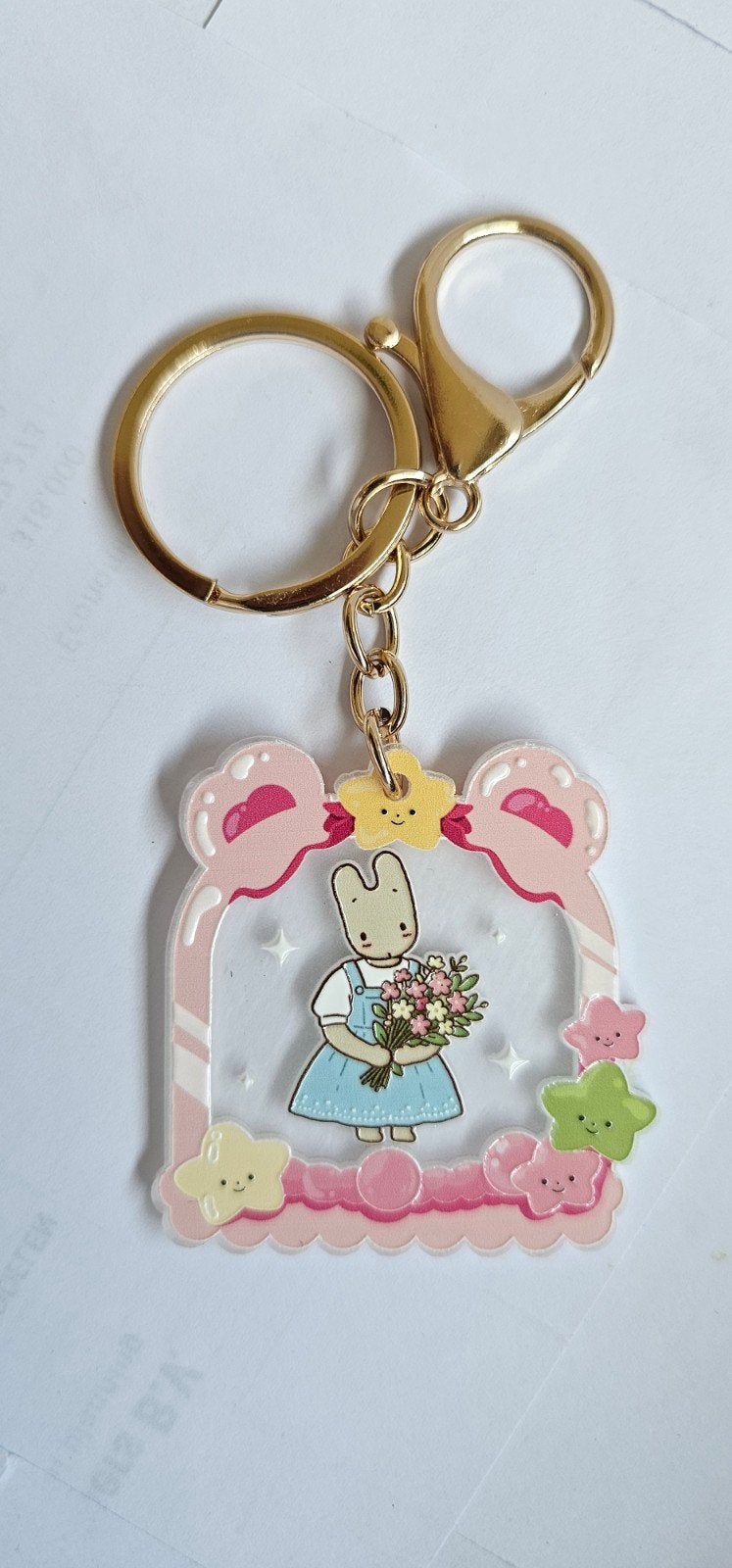 marron cream konijn sleutelhanger met bloemen en sterren, Ophalen of Verzenden, Nieuw, Knuffel of Figuurtje