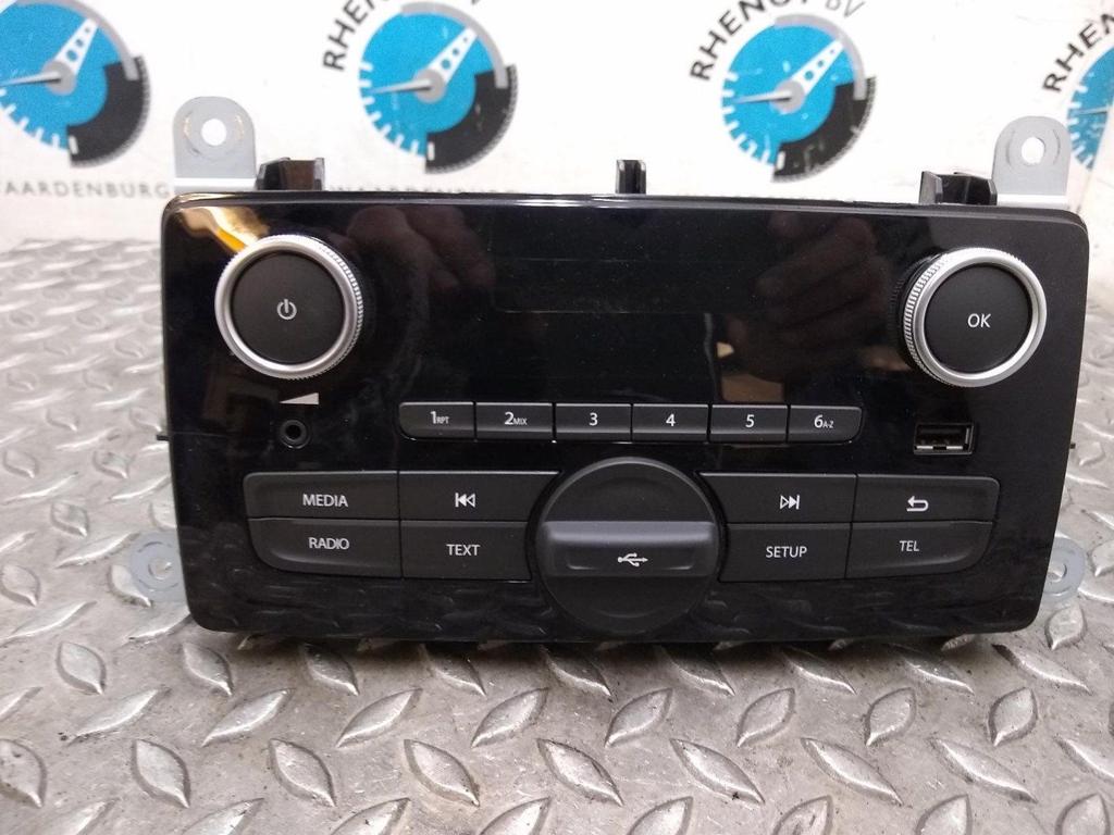 RENAULT CLIO RADIO 2019, Ophalen of Verzenden, Gebruikt, ARN erkend
