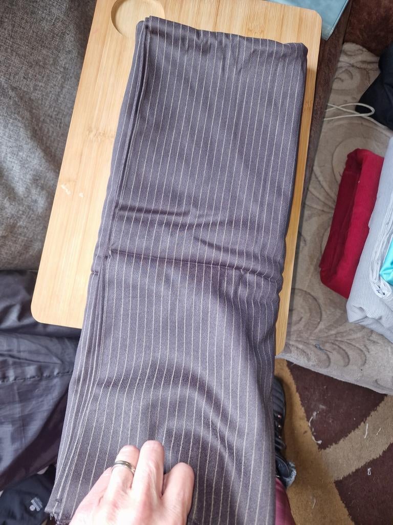 Grijze krijtstreepstof, 120 cm of meer, Nieuw, Ophalen of Verzenden, Katoen