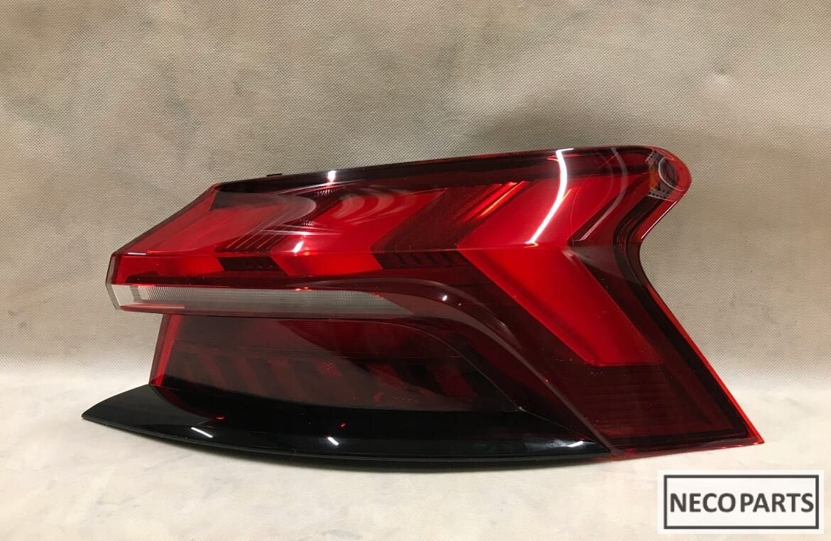 AUDI E-TRON GT 4J3 ACHTERLICHTEN 4J3945092 OP AANVRAAG!!!, Gebruikt, -, -, -