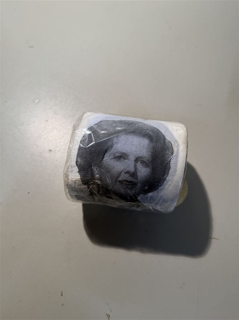 wc papier - Vintage Margaret Thatcher Toilet paper, Ophalen of Verzenden, Gebruikt, Overige typen