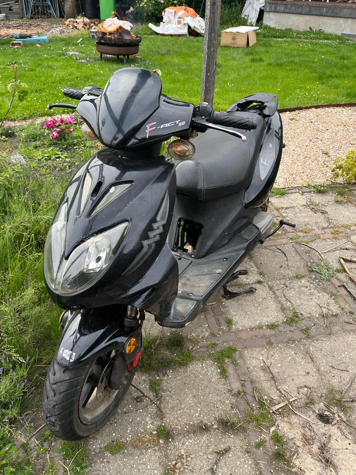 Keeway F-Act 50cc 2-takt opknapper - Geen compressie, Ophalen, Gebruikt, Tweetakt, Overige merken