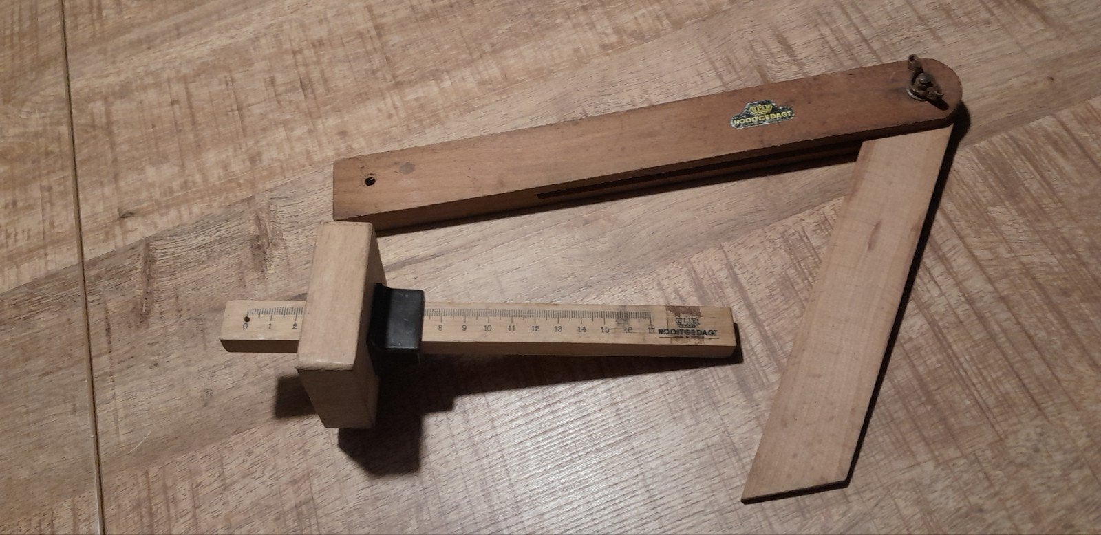 Zweihaak en kruishout van Nooitgedagt, Doe-het-zelf en Verbouw, Ophalen of Verzenden