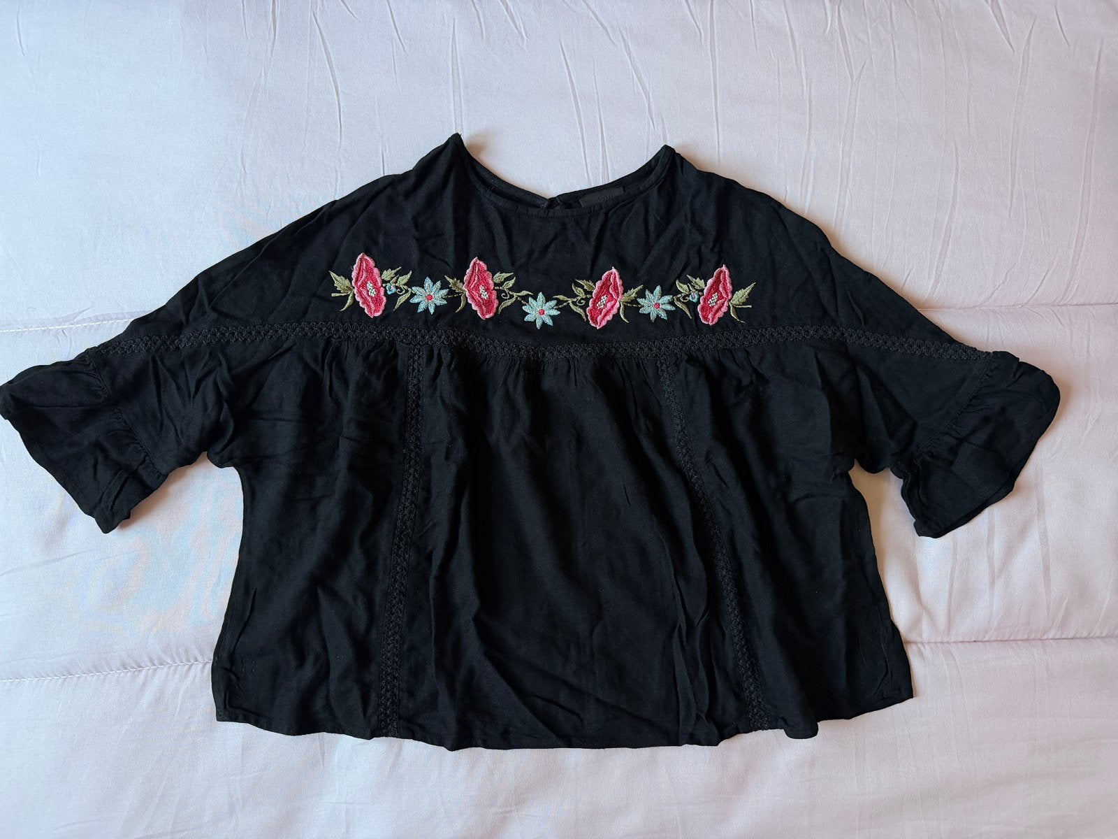 Seven Sisters Zwarte blouse met geborduurde bloemen XXS, Kleding | Dames, Ophalen of Verzenden, Zo goed als nieuw, Maat 34 (XS) of kleiner
