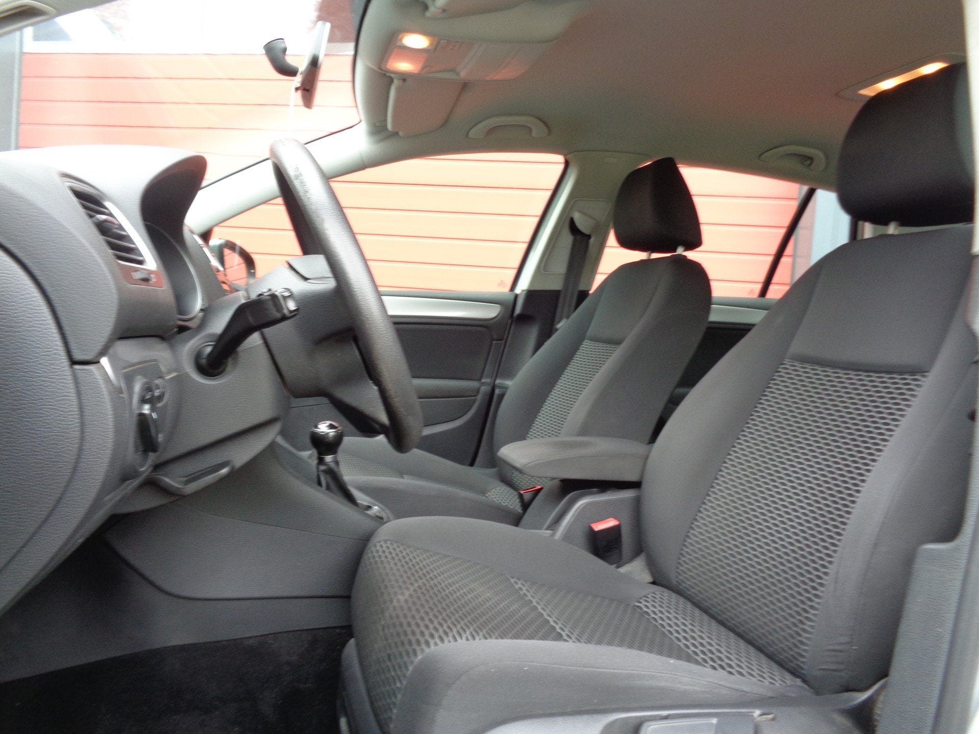 Volkswagen Golf 1.2 TSI Tour Airco Cruise LMV Trekhaak NL-Au, Auto's, Voorwielaandrijving, Euro 5, Gebruikt, 4 cilinders