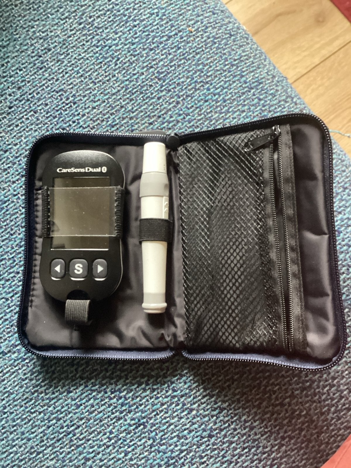 CareSens Dual Bloedglucosemeter Zo goed als nieuw, Ophalen, Zo goed als nieuw, Overige typen