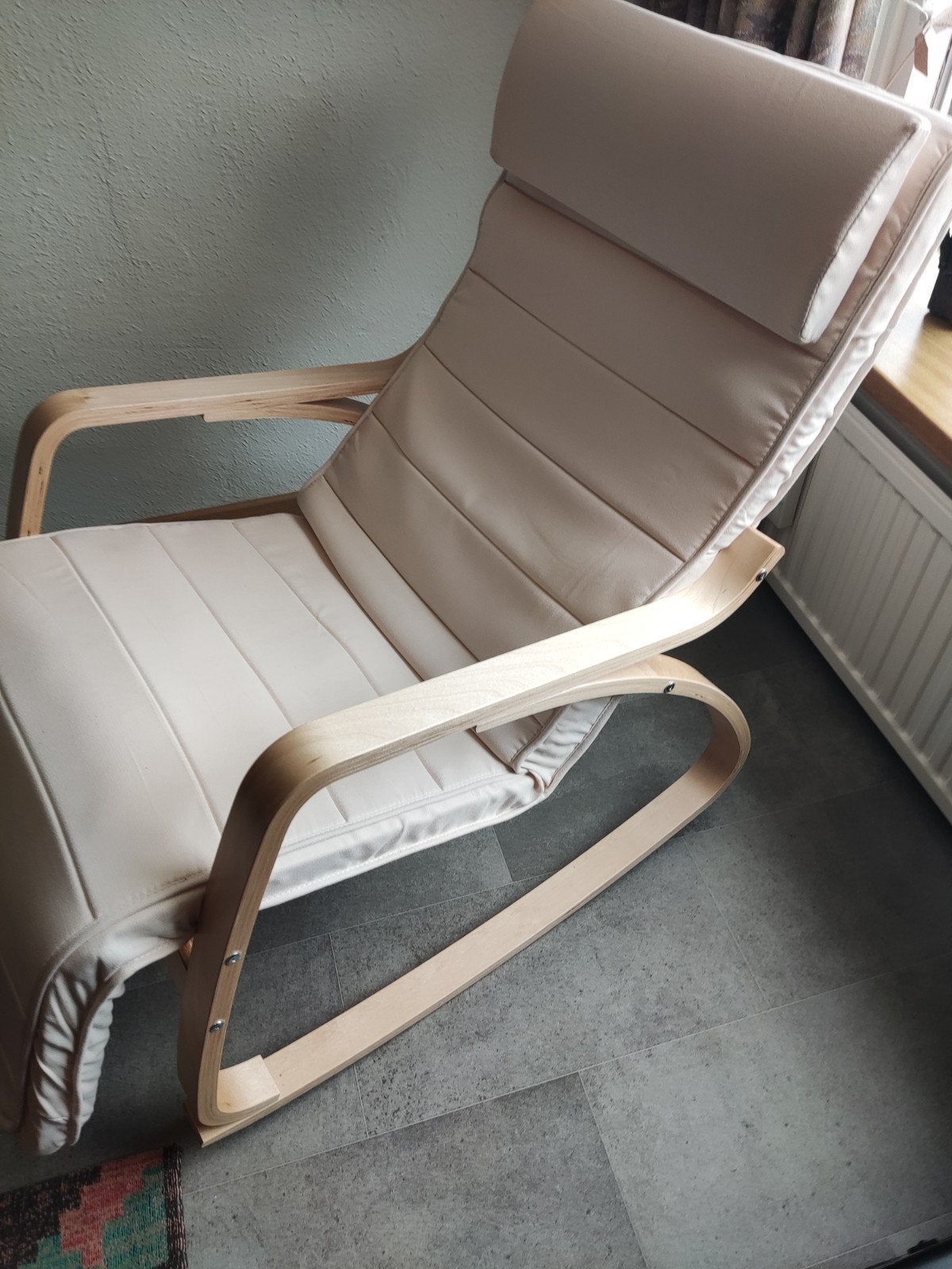 Roomwitte schommelstoel/relaxfauteuil - niet gebruikt, 75 tot 100 cm, Ophalen of Verzenden, Zo goed als nieuw, Stof