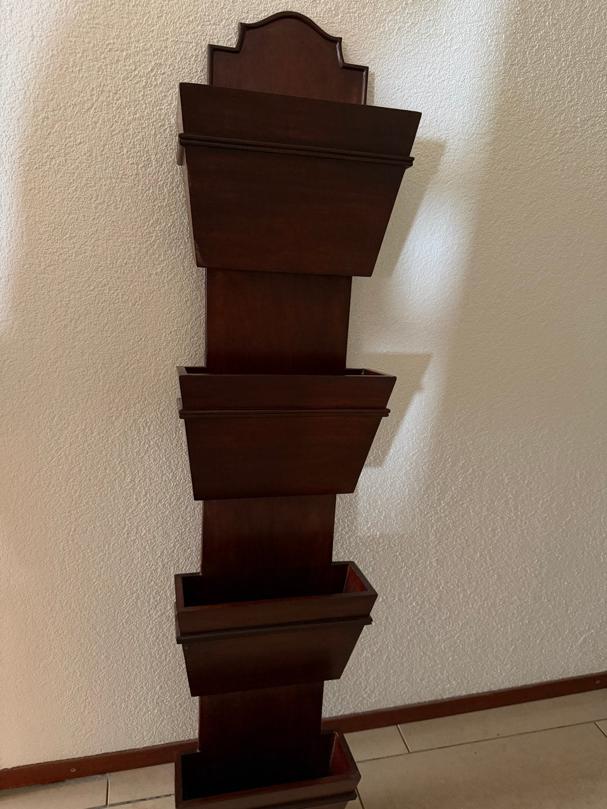 Houten wandrek met 4 bakken - 130x29x12 cm, Ophalen, Hout, Gebruikt, Klassiek