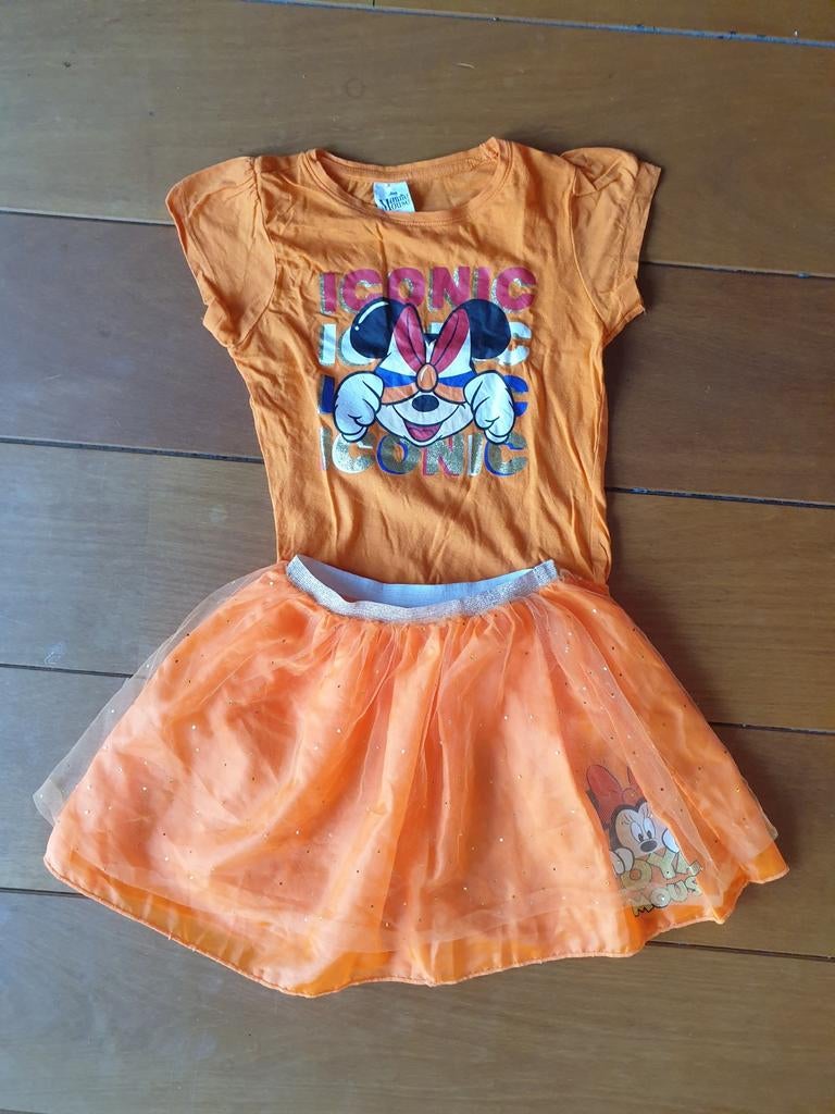 Oranje setje shirt en rokje Koningsdag, Kinderen en Baby's, Carnavalskleding en Verkleedspullen, Gebruikt, Meisje, 134 t/m 140