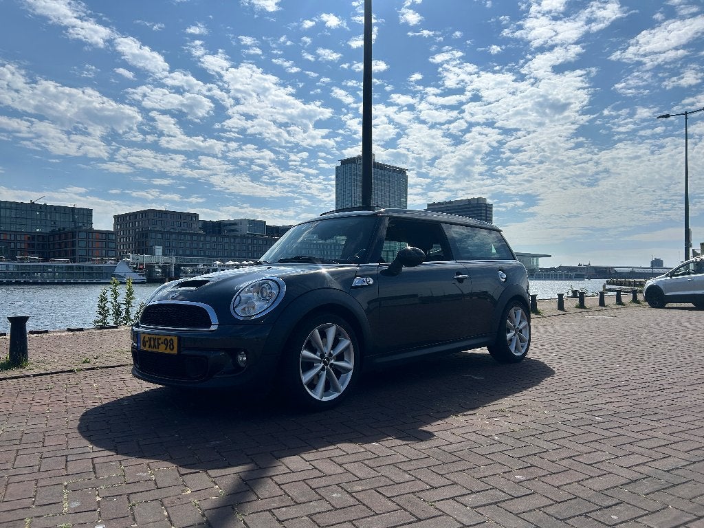 Mini Clubman 1.6 184pk 2013 Grijs, Euro 5, Clubman, 4 cilinders, 4 stoelen