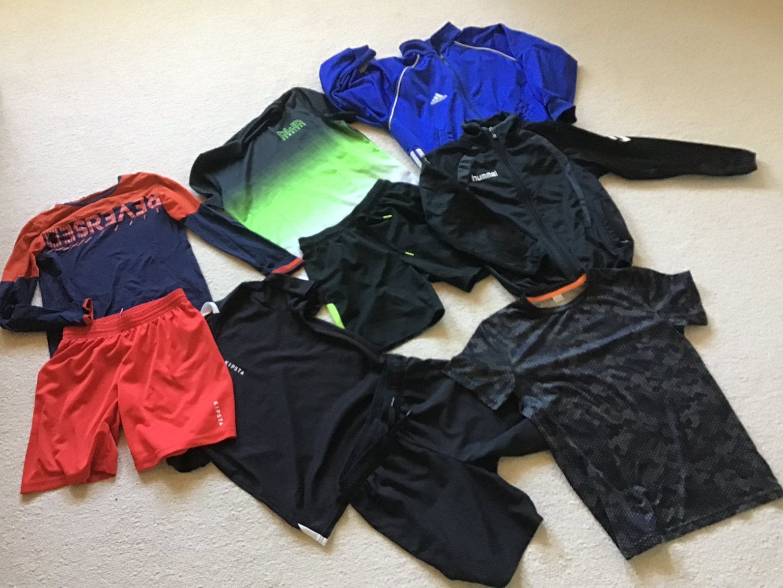 Sportkleding draagmaat 122/128, Ophalen of Verzenden, Gebruikt, Jongen, Shirt of Longsleeve