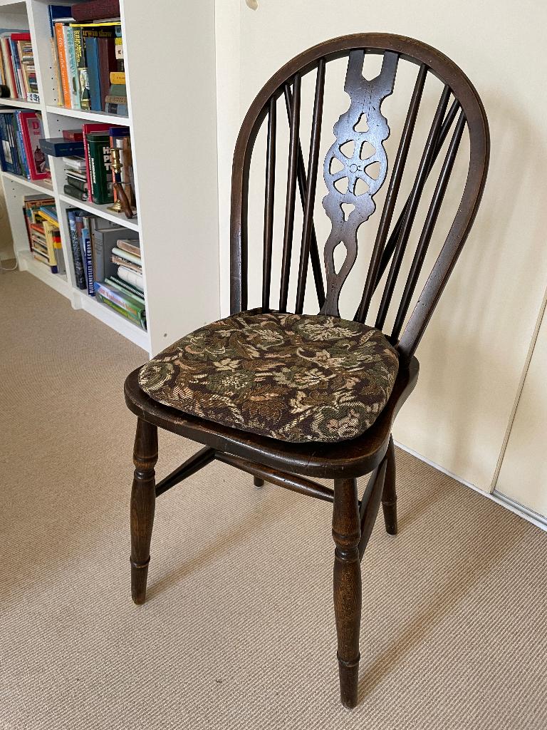 Engelse Windsor style stoelen, Ophalen
