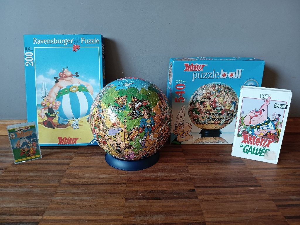 Set Asterix en Obelix, Verzamelen, Ophalen of Verzenden, Asterix en Obelix, Zo goed als nieuw, Overige typen