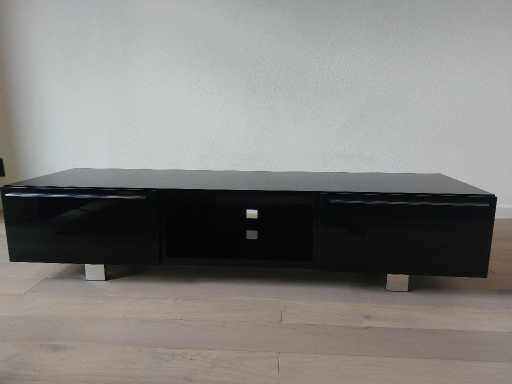 Mooie hoogglans zwarte tv kast ZGAN, Huis en Inrichting, Kasten | Televisiemeubels, Ophalen, 150 tot 200 cm, Zo goed als nieuw