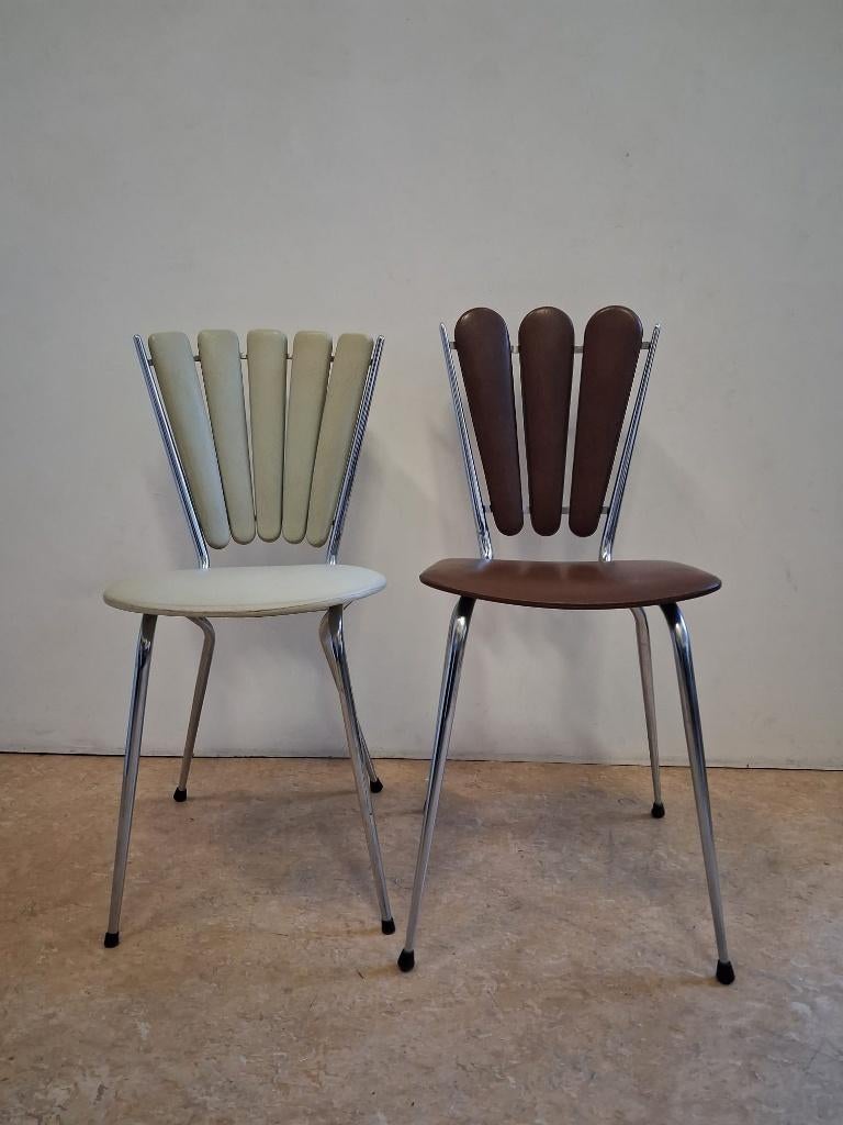 Vintage Franse keukenstoeltjes, jaren 50/60, Ophalen, Gebruikt, Twee, Grijs