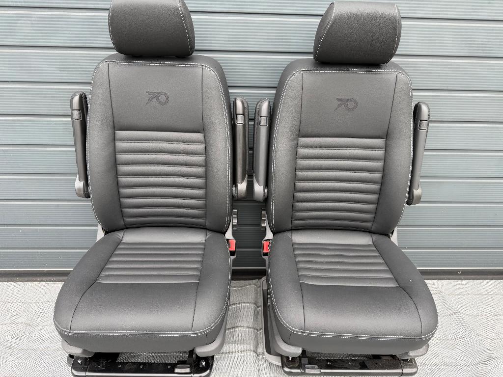 Twee voor stoelen met zwart leder voor Transporter T5 T6, Auto-onderdelen, Ophalen, Nieuw, Volkswagen