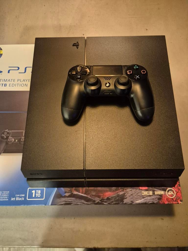 Playstation 4 Ultimate Player 1TB + 6 games, Met games, Ophalen of Verzenden, 1 TB, Met 1 controller