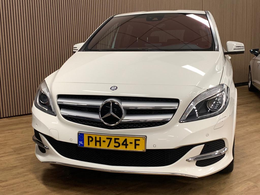 Mercedes-Benz B-klasse 250 e Lease Edition|66000KM|Navigatie, Stof, Gebruikt, Zwart, Wit