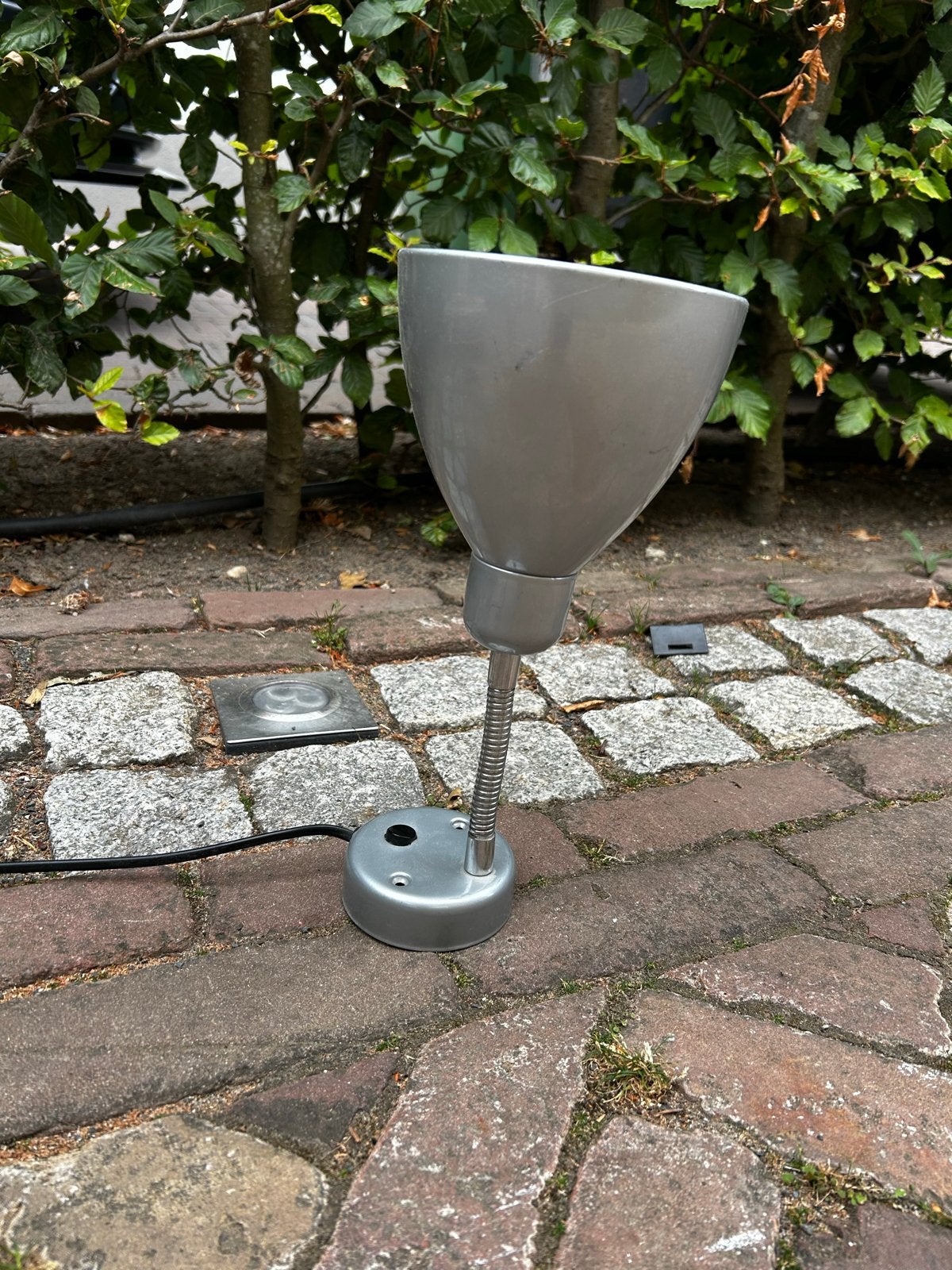 Flexibele zilverkleurige tafellamp met E27 fitting, Gebruikt, Metaal, Modern, Zilver