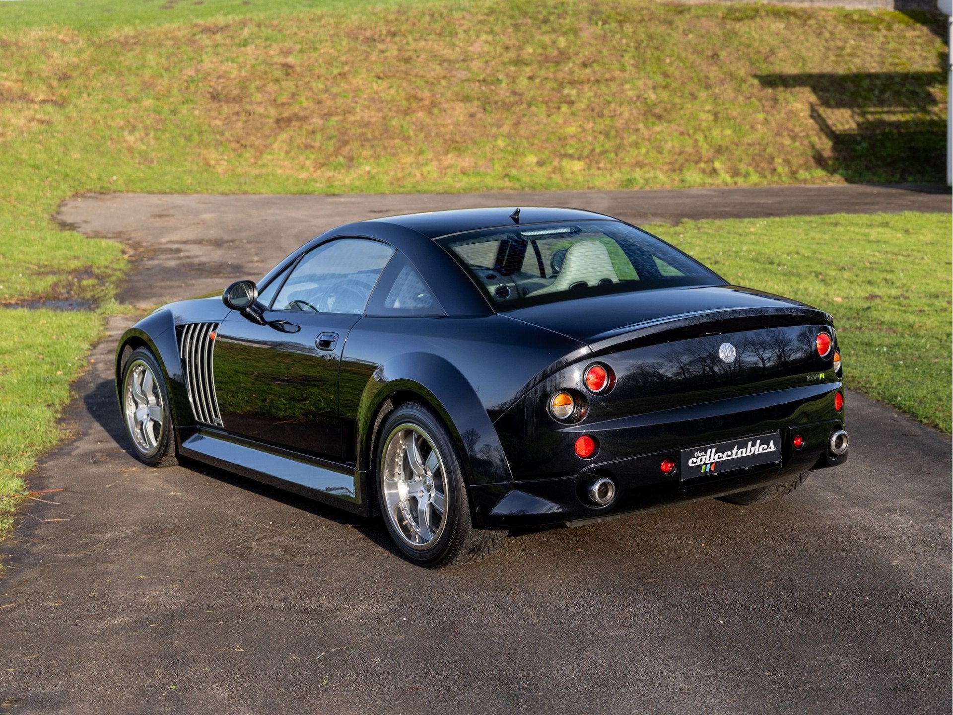 MG XPOWER 5.0 SV-R Nieuw met slechts 165km (bj 2005), Auto's, MG, Achterwielaandrijving, Gebruikt, 4996 cc, Zwart