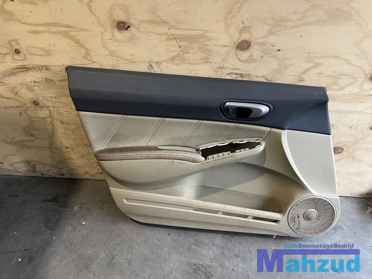 HONDA CIVIC 8 FD FA sedan links voor deurpaneel 2005-2015, Gebruikt, Info@honda.co.jp, Ophalen of Verzenden, Minami-Aoyama 2-chome 1-1
107-8556  Tokyo