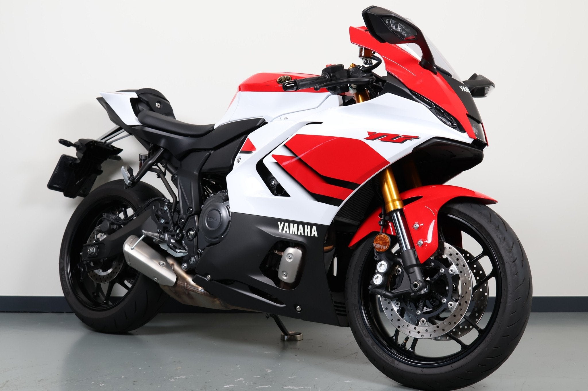 Yamaha R7 70th Anniversary (bj 2026), Klantenservice@yamaha-motor.nl, Super Sport, Meer dan 35 kW, Koolhovenlaan 101
1119 NC  Schiphol-Rijk, NL