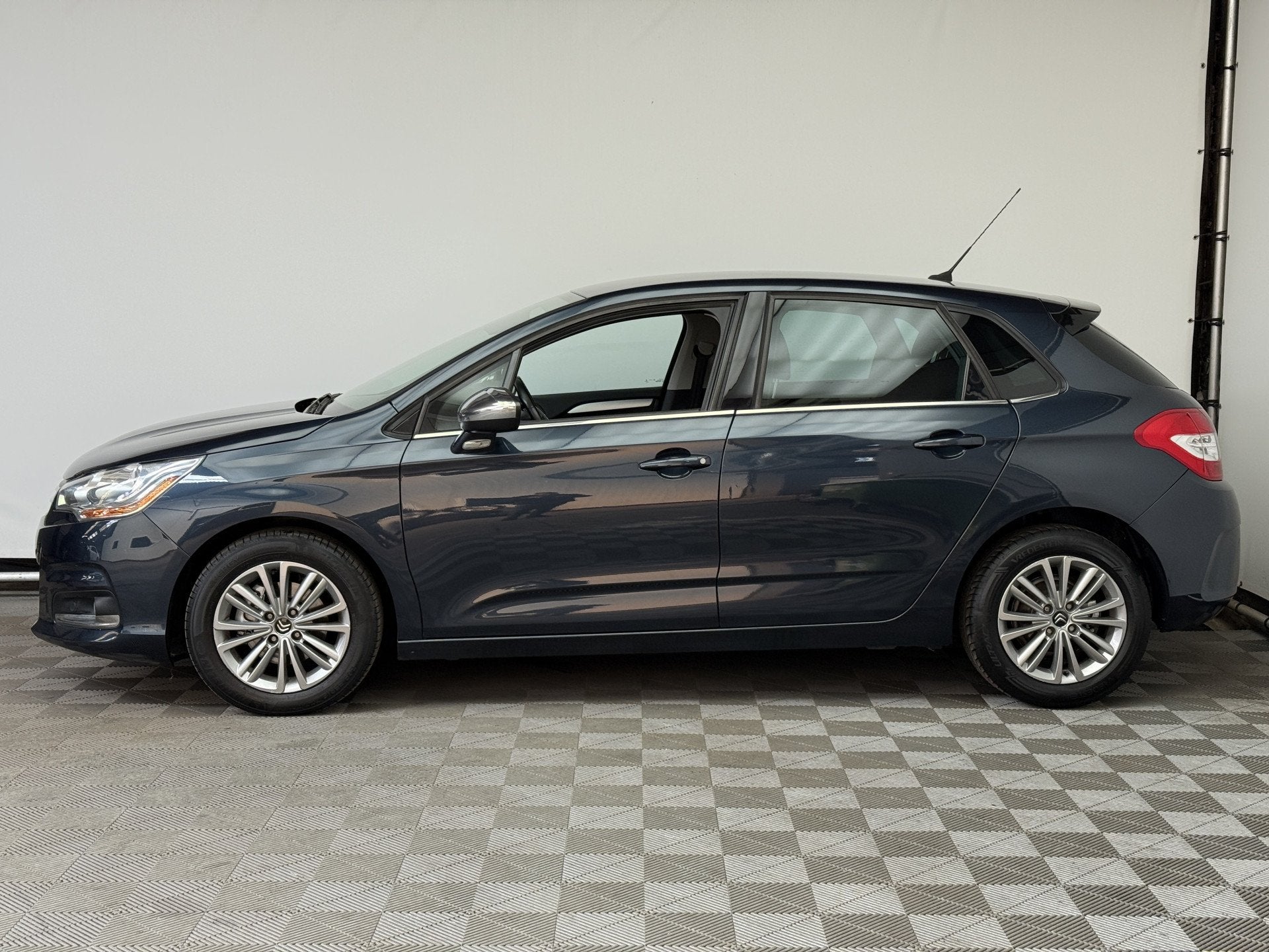Citroën C4 1.6 VTi Collection 5-drs PDC Navi NL Auto, Auto's, Voorwielaandrijving, Euro 5, Stof, 4 cilinders