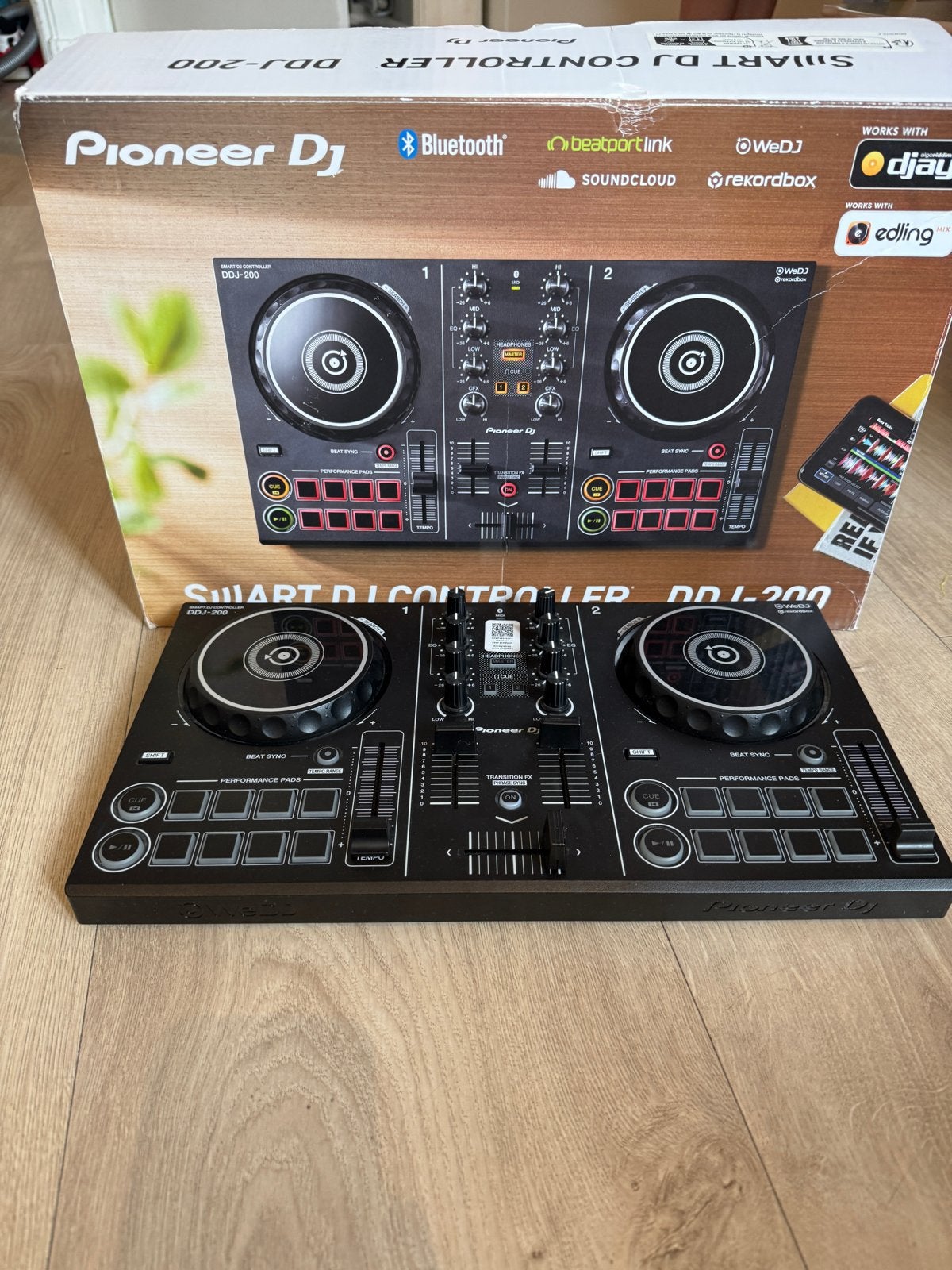Pioneer DDJ-200 Smart DJ Controller - Zo goed als nieuw, Muziek en Instrumenten, Ophalen of Verzenden, Zo goed als nieuw, Dj-set