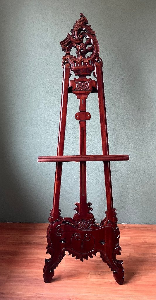 Decoratieve houten schildersezel.