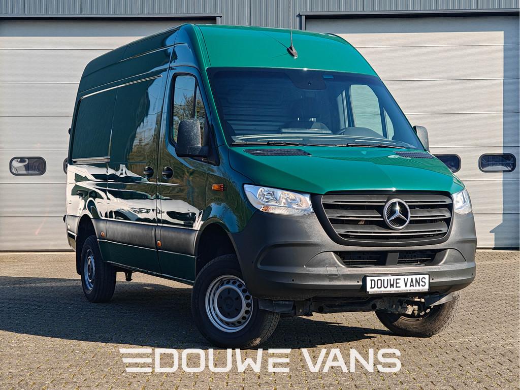 Mercedes-Benz Sprinter 316 L2H2 Automaat 4x4 Trekhaak Camera, Auto's, Bestelauto's, Automaat, Stof, Gebruikt, 4 cilinders