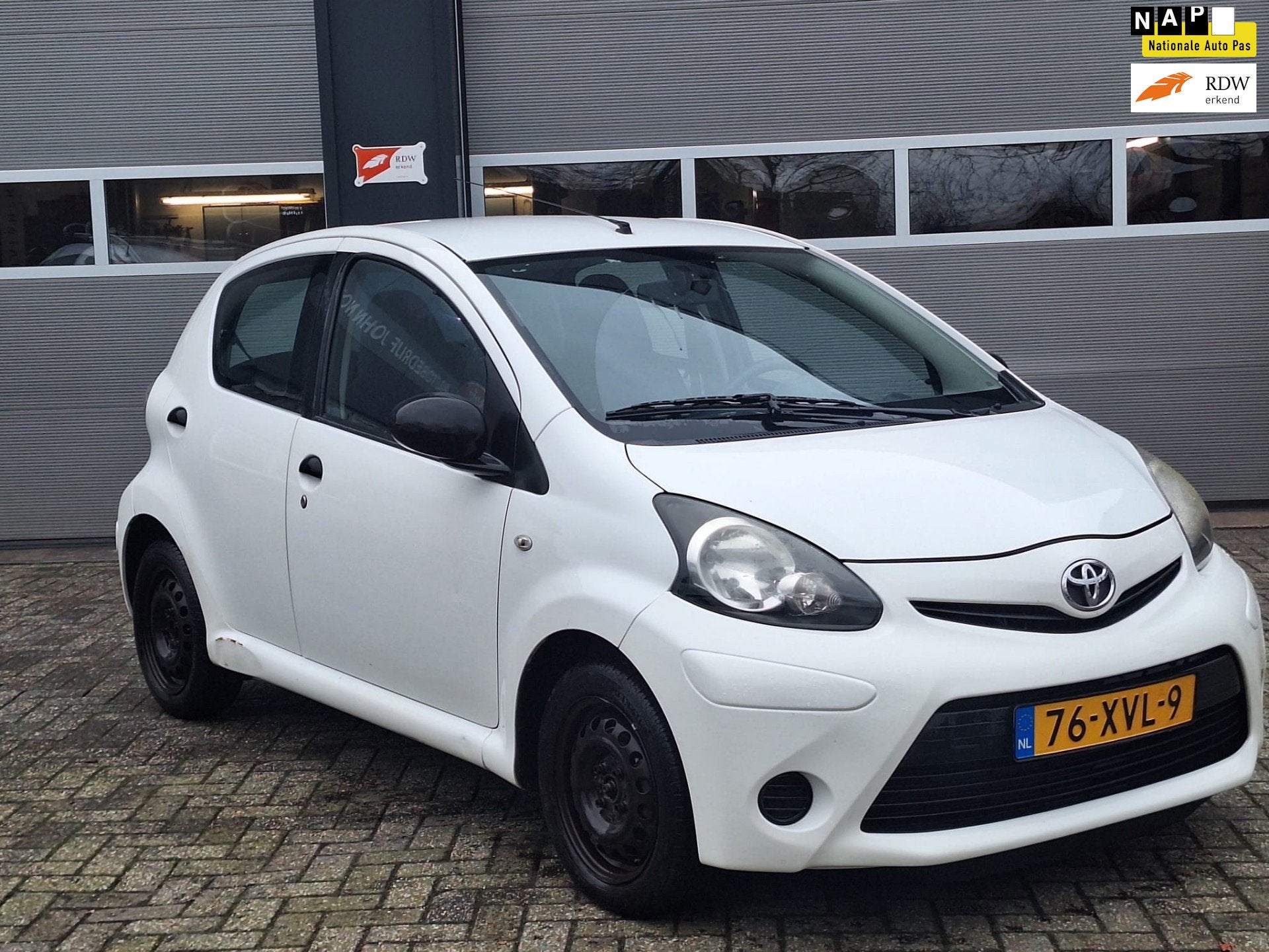 Toyota Aygo 1.0 VVT-i Comfort, Auto's, Voorwielaandrijving, Euro 5, Stof, Gebruikt