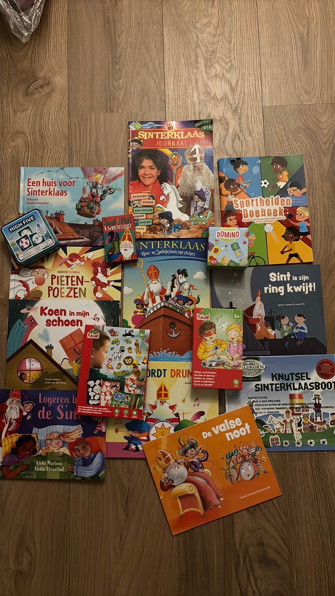 Sinterklaas pakket met prentenboeken en schoencadeautjes, Diversen, Ophalen of Verzenden, Nieuw