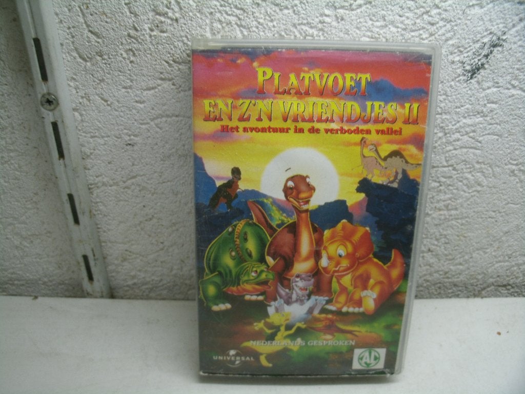 vhs 190a p;latvoet en z'n vriendjes 2 ned gespr al, Alle leeftijden, Ophalen of Verzenden, Gebruikt