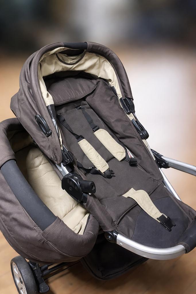 Kinderwagen met zitje en ligbak - Complete set, Kinderen en Baby's, Kinderwagens en Combinaties, Ophalen, Gebruikt, Combiwagen