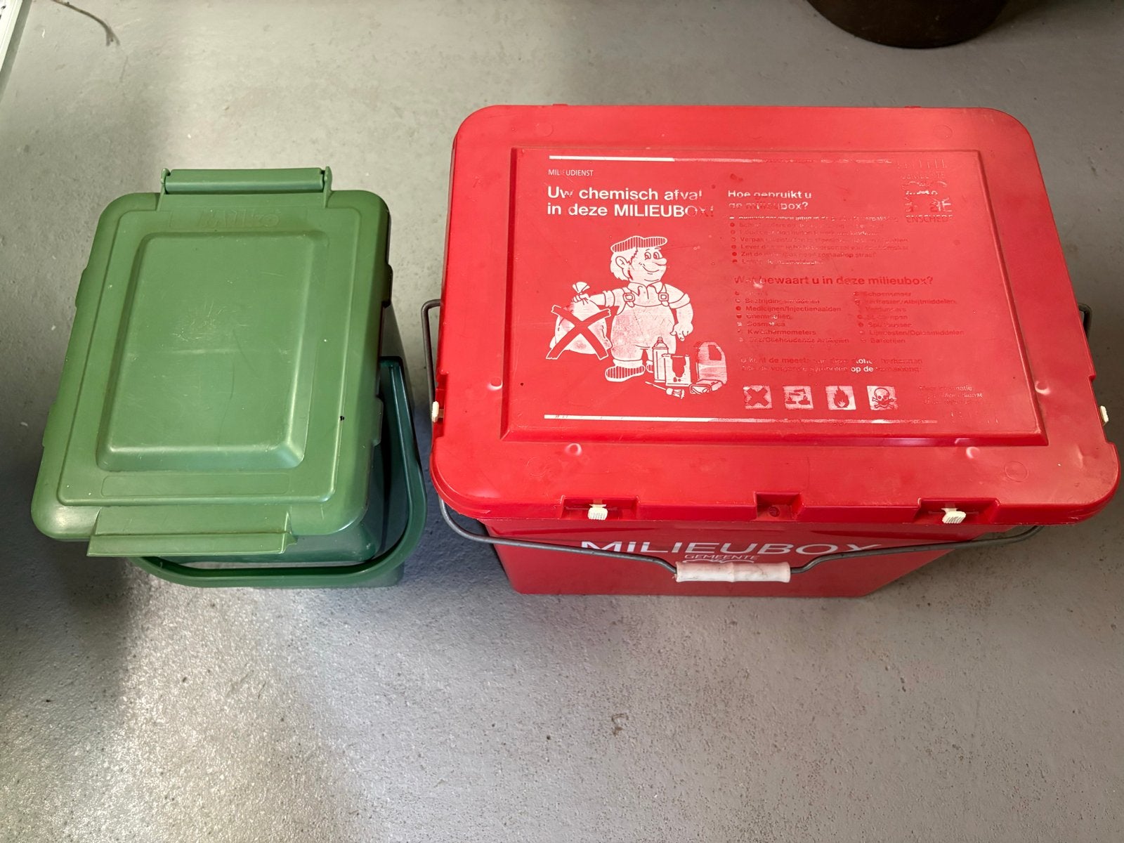 Milieubox en groen-afval emmer, Ophalen, Gebruikt, Meerkleurig, Kunststof