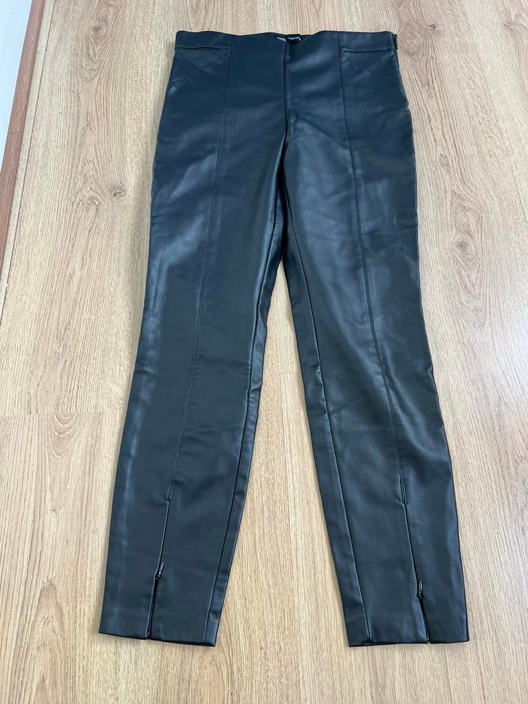 Zara zwarte nepleer leer leren broek l legging, Zwart, Maat 42/44 (L), Ophalen of Verzenden, Zo goed als nieuw
