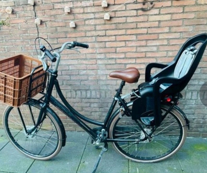 Batavus damesfiets  26 inch. Zitje en mandje, Fietsen en Brommers, Fietsen | Dames | Omafietsen, Ophalen, Gebruikt, Batavus, Versnellingen