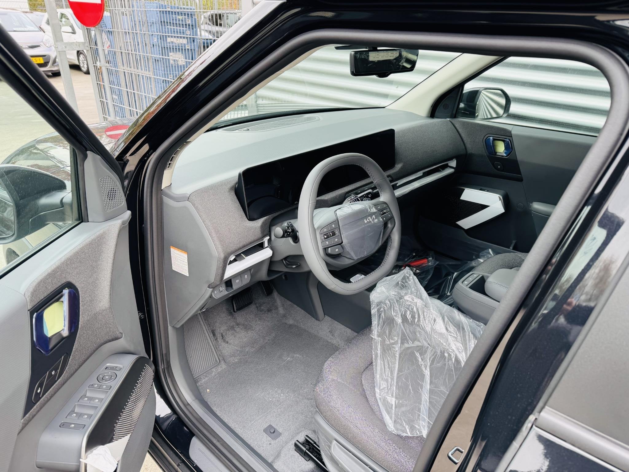 Kia EV2 Plus 61 kWh Rijklaar incl. Metallic lak | VoorraadVo, Auto's, 360 min, SUV of Terreinwagen, Te koop, Verwarmde buitenspiegels